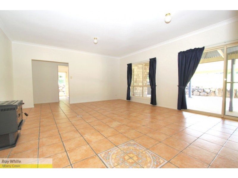 8 Campdraft Pl, Dayboro QLD 4521