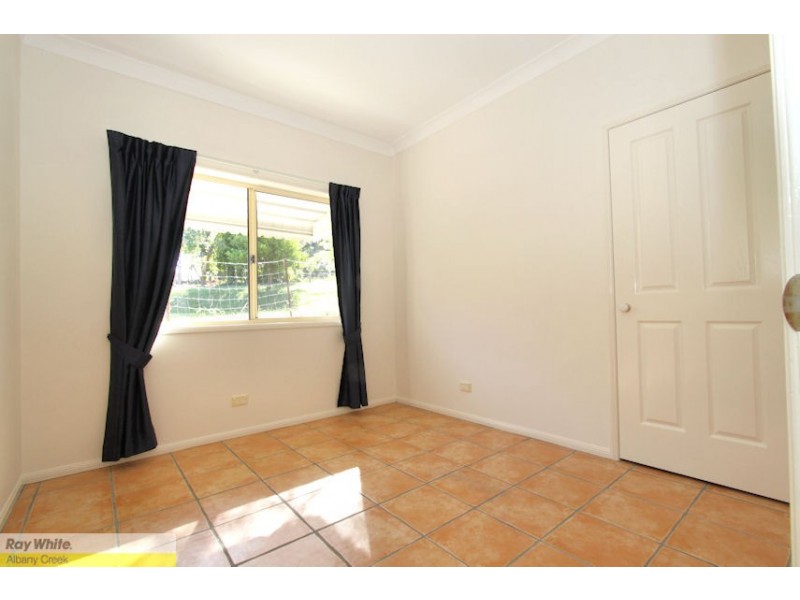 8 Campdraft Pl, Dayboro QLD 4521