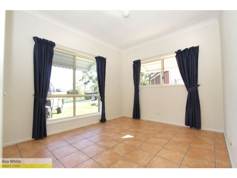 8 Campdraft Pl, Dayboro QLD 4521