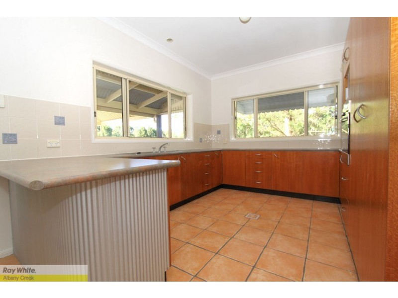 8 Campdraft Pl, Dayboro QLD 4521