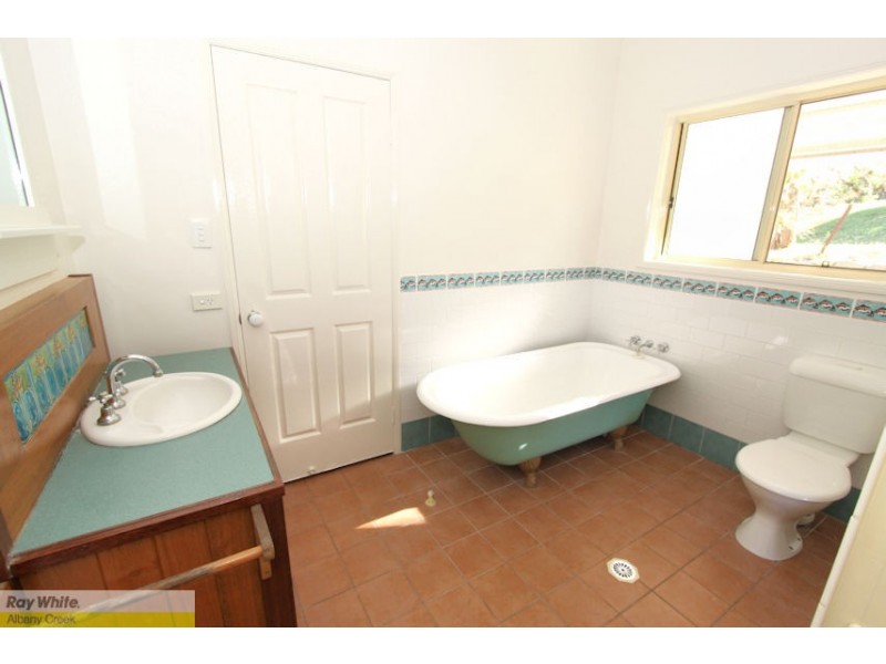 8 Campdraft Pl, Dayboro QLD 4521