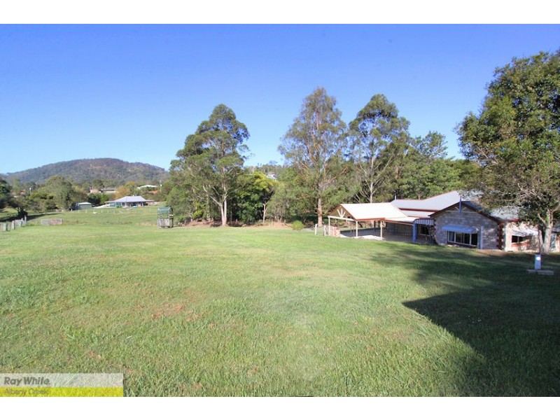 8 Campdraft Pl, Dayboro QLD 4521