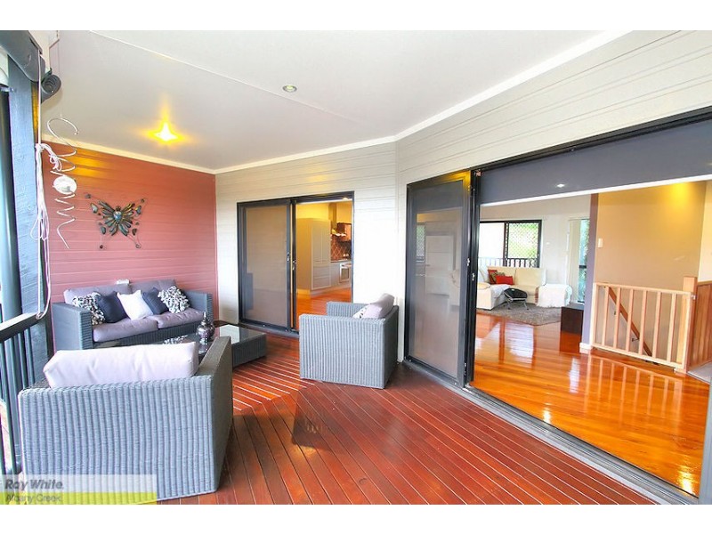 29 Brigadoon Cr, Eatons Hill QLD 4037