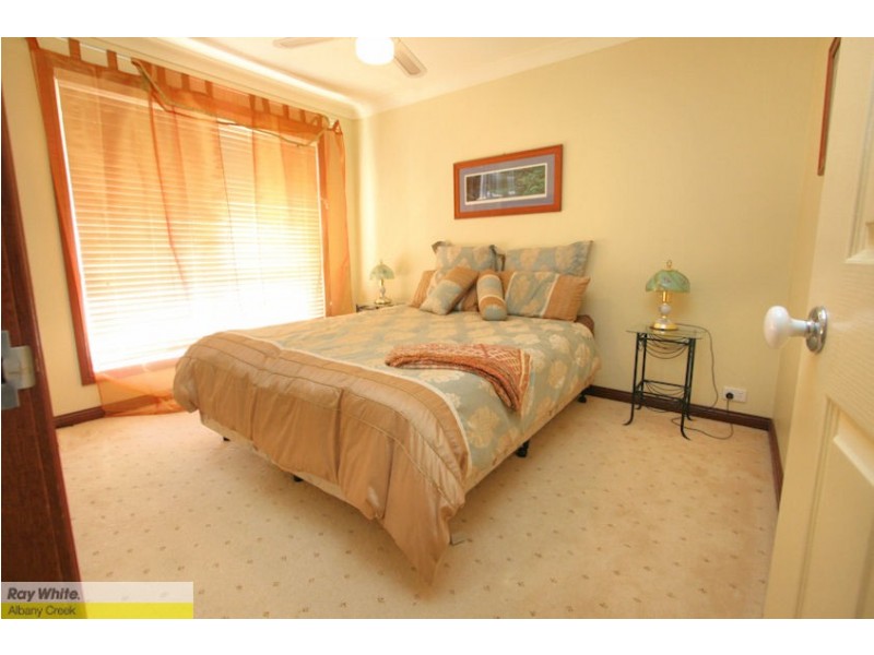 42 Cressbrook Dr, Albany Creek QLD 4035