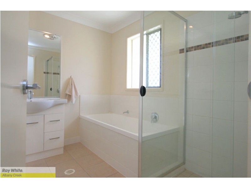 7 Dean Street, Bray Park QLD 4500