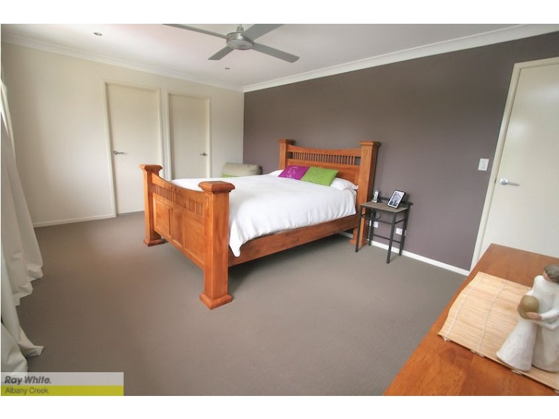 7 Dean Street, Bray Park QLD 4500