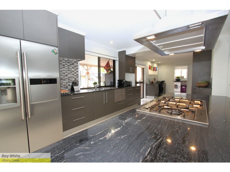 42 Jagora Dr, Albany Creek QLD 4035