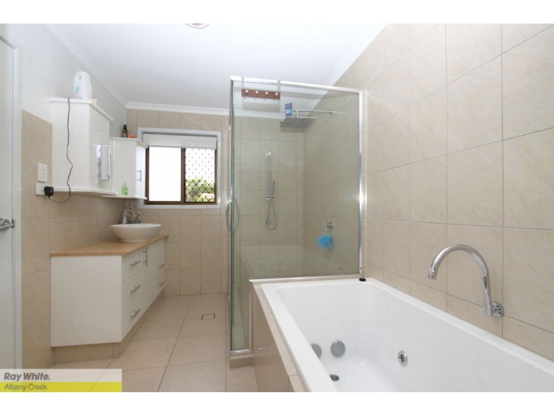 42 Jagora Dr, Albany Creek QLD 4035