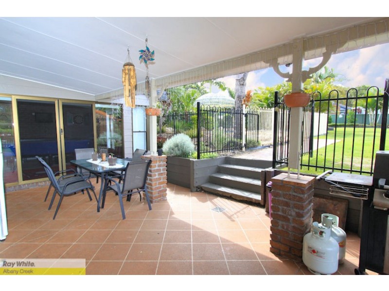 42 Jagora Dr, Albany Creek QLD 4035