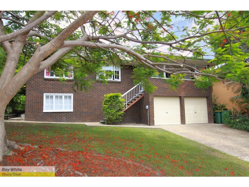 4 Olympus Ct, Eatons Hill QLD 4037