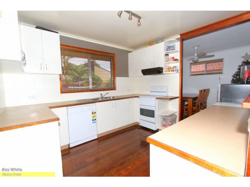 4 Olympus Ct, Eatons Hill QLD 4037