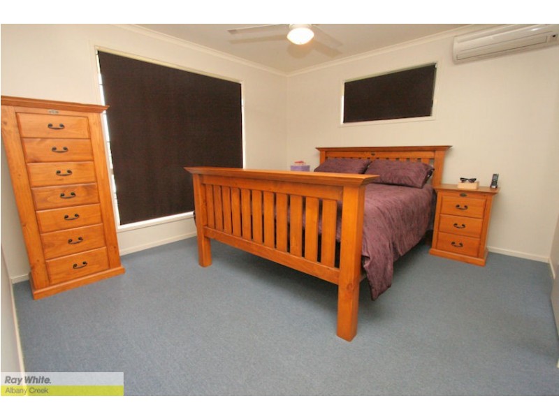 8 Wattle Tree Ct, Albany Creek QLD 4035