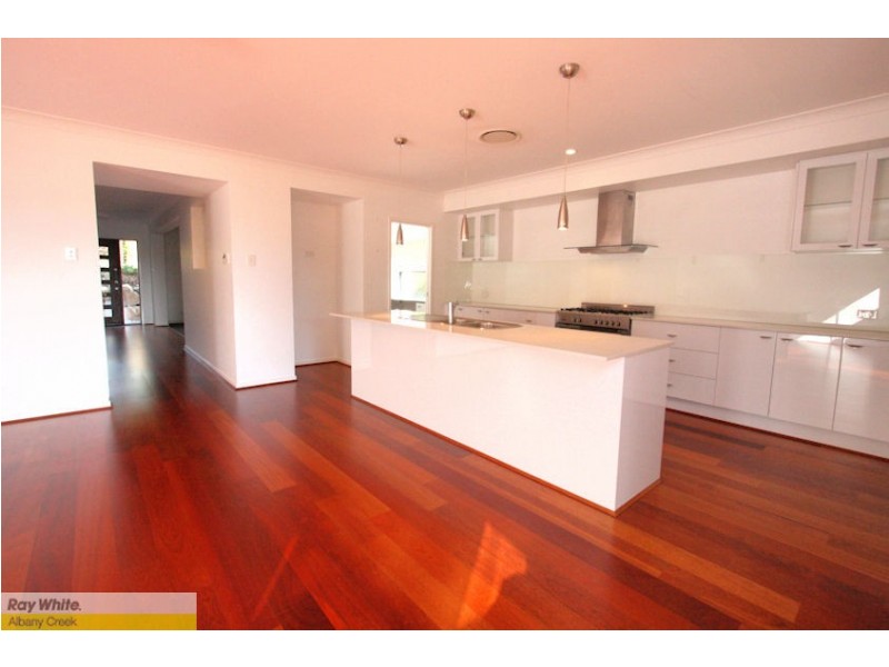 17 Minerva Ct, Eatons Hill QLD 4037