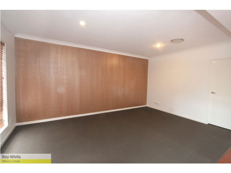 17 Minerva Ct, Eatons Hill QLD 4037