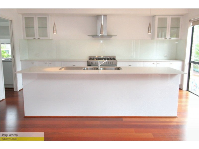 17 Minerva Ct, Eatons Hill QLD 4037