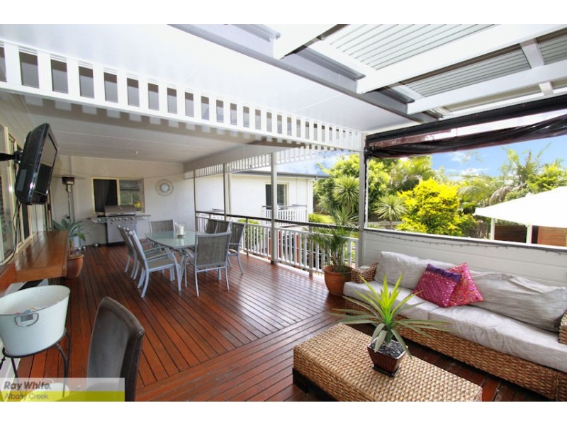 6 Heron Close, Cashmere QLD 4500