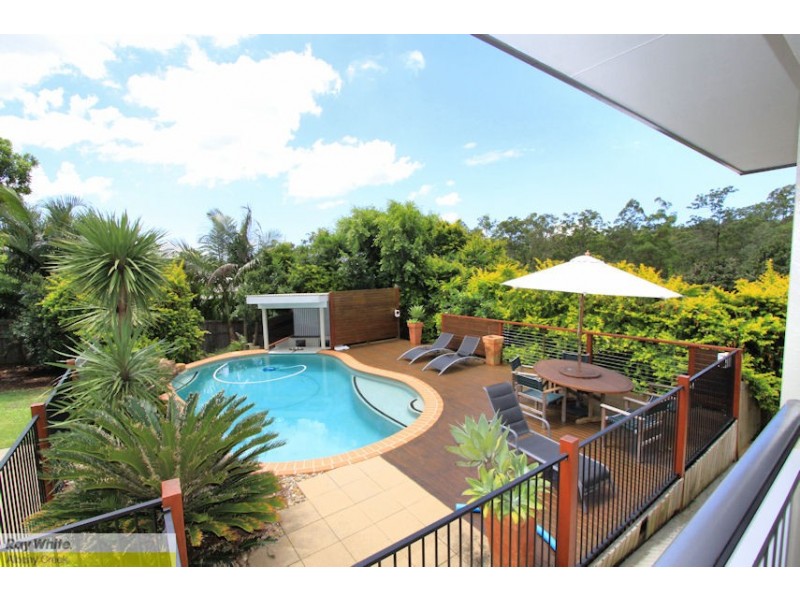6 Heron Close, Cashmere QLD 4500