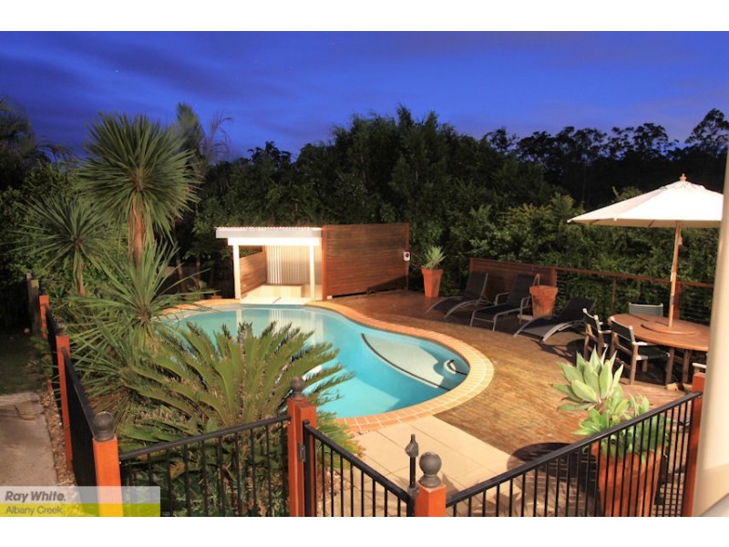 6 Heron Close, Cashmere QLD 4500