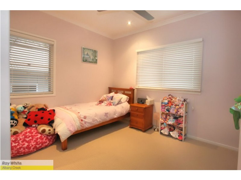 941 South Pine Rd, Everton Park QLD 4053