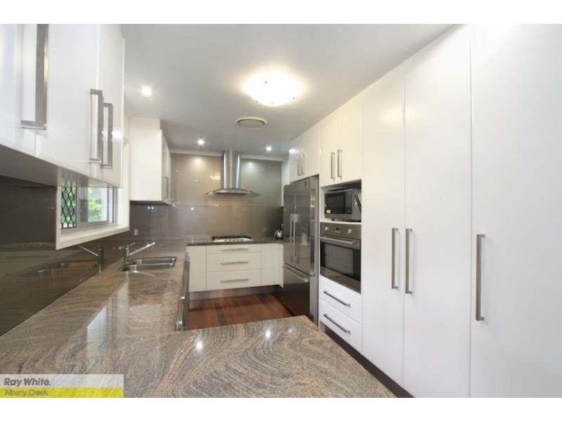 8 Janelle St, Aspley QLD 4034