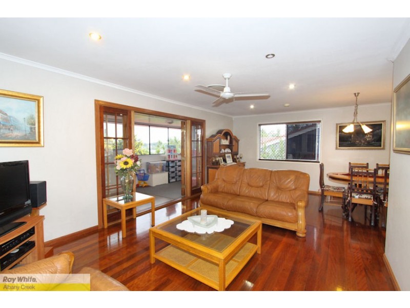 8 Janelle St, Aspley QLD 4034