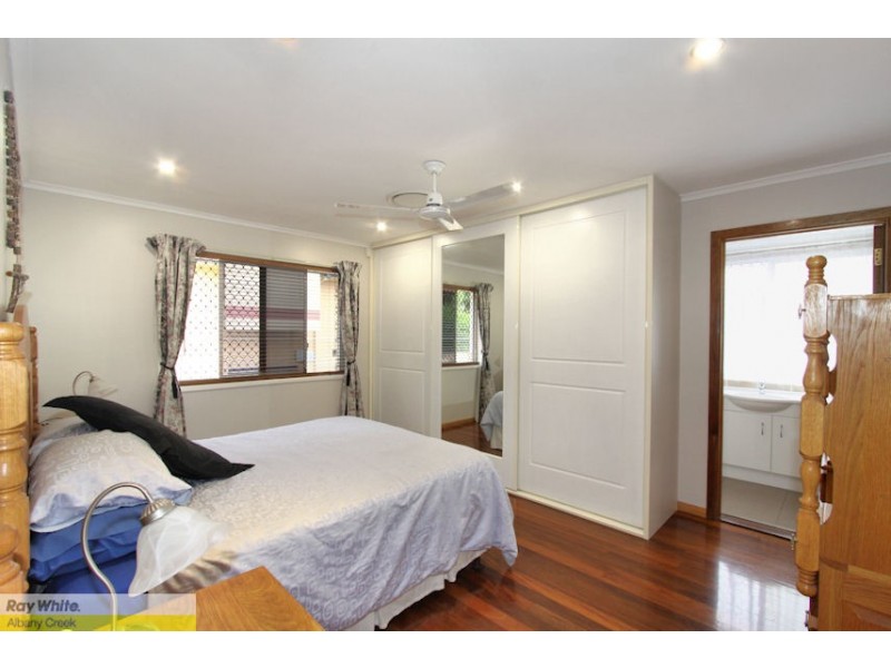 8 Janelle St, Aspley QLD 4034