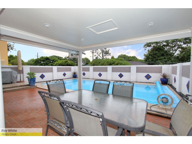 8 Janelle St, Aspley QLD 4034