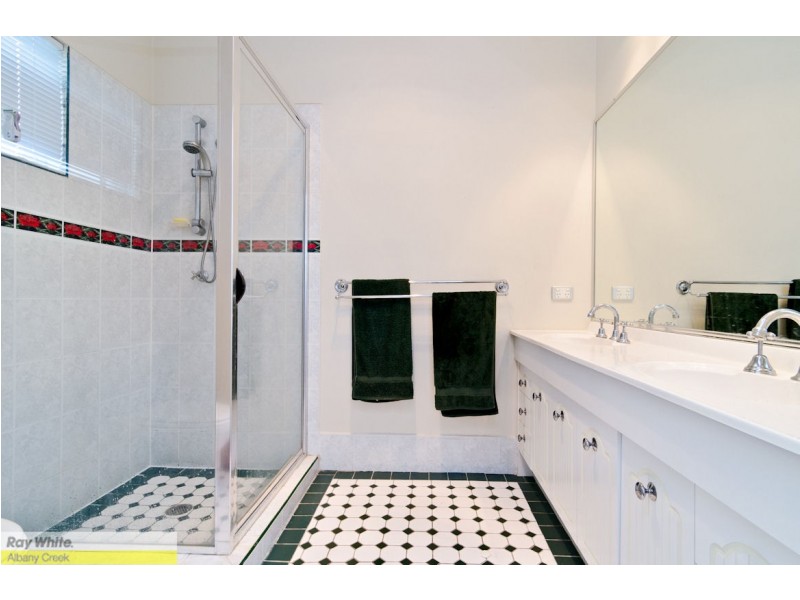 3 Manly Close, Albany Creek QLD 4035