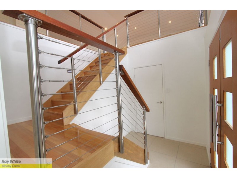 28 Brigadoon Cres, Eatons Hill QLD 4037