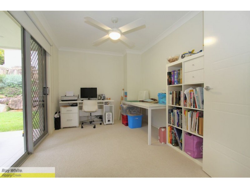 28 Brigadoon Cres, Eatons Hill QLD 4037