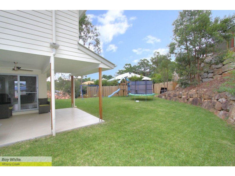 28 Brigadoon Cres, Eatons Hill QLD 4037
