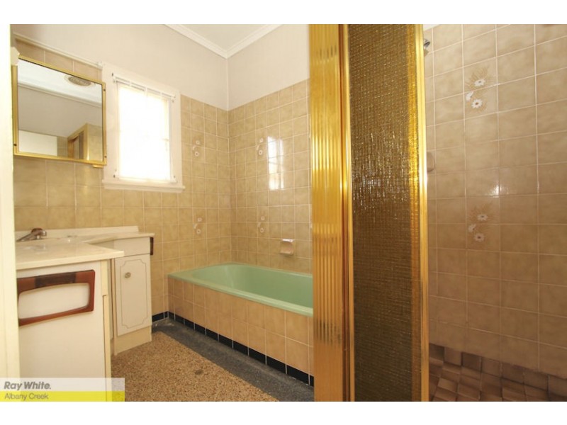 11 Castor Rd, Wavell Heights QLD 4012