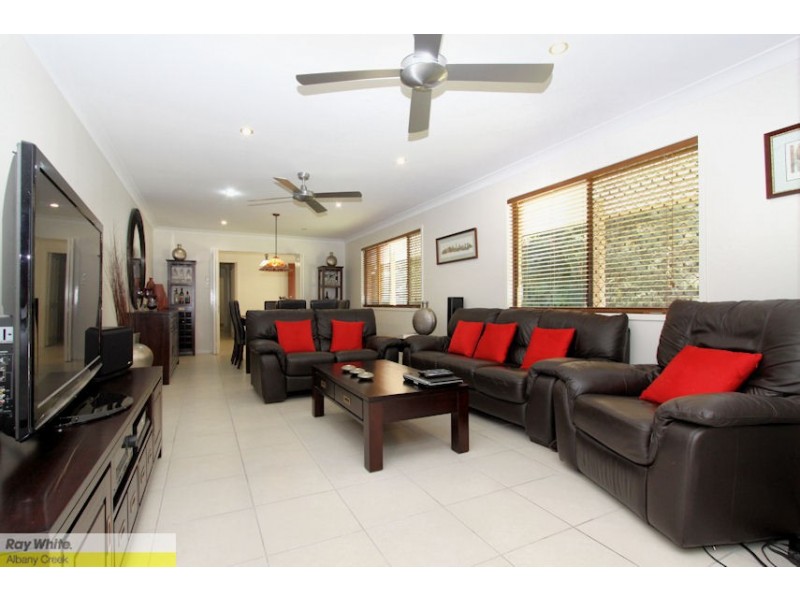 6 Pauli Ct, Warner QLD 4500