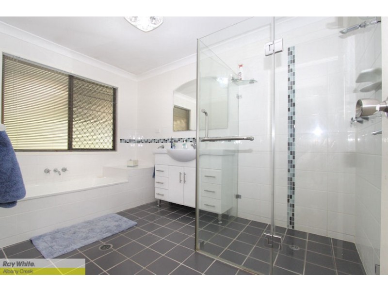 6 Pauli Ct, Warner QLD 4500