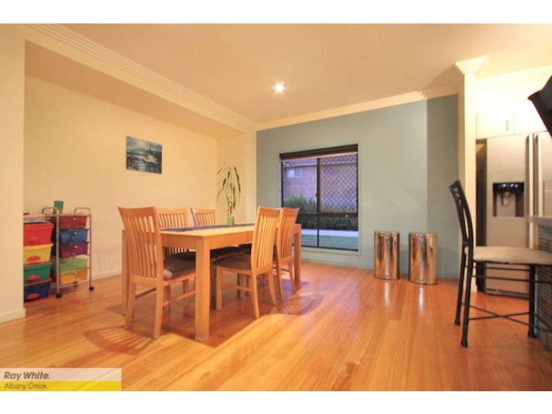 7 Plum Pine Ct, Eatons Hill QLD 4037