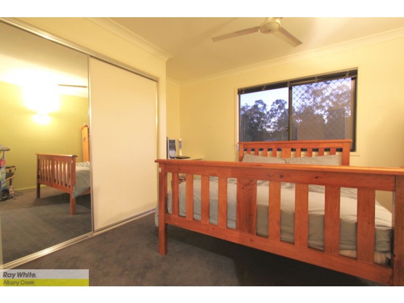 7 Plum Pine Ct, Eatons Hill QLD 4037