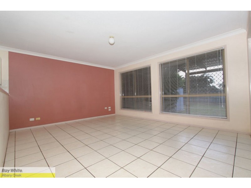 90 Oates Pde, Northgate QLD 4013