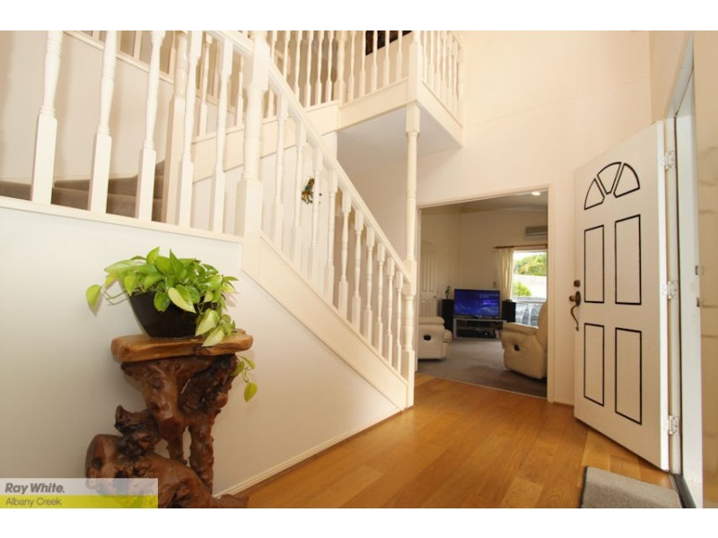 12 Seaforth Cl, Albany Creek QLD 4035