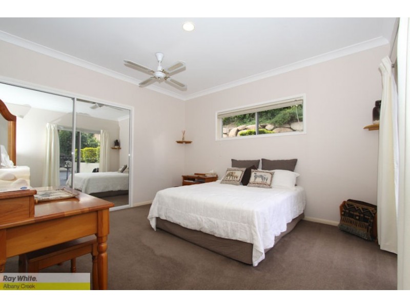 12 Seaforth Cl, Albany Creek QLD 4035