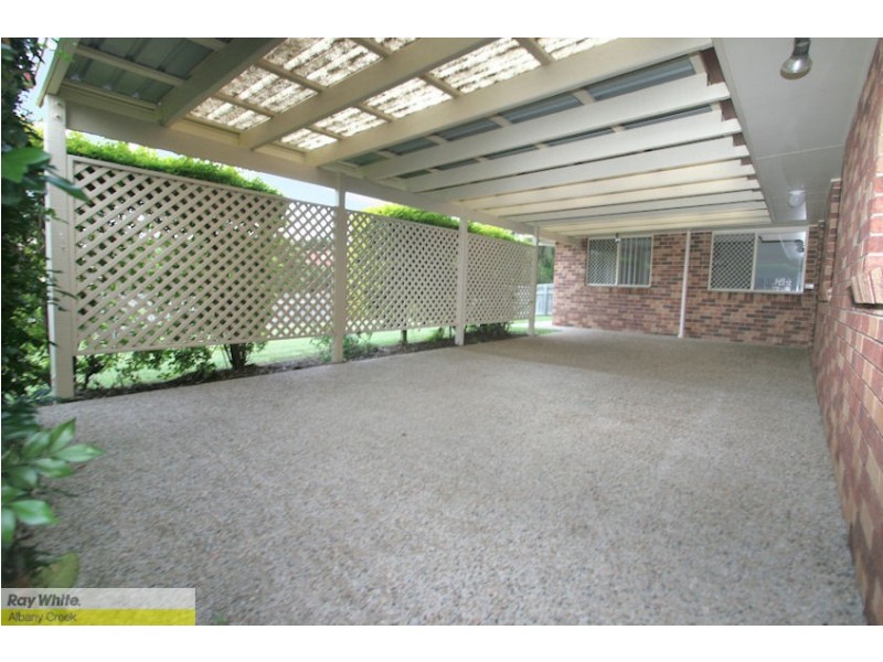 2 Tallebudgera Cr, Albany Creek QLD 4035