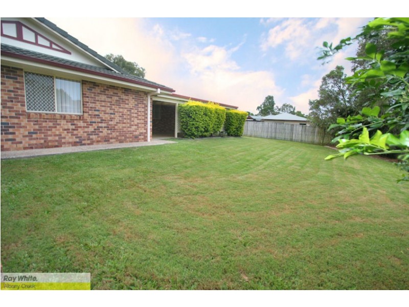 2 Tallebudgera Cr, Albany Creek QLD 4035