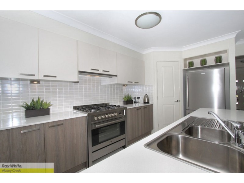 13 Rolland Pde, Warner QLD 4500