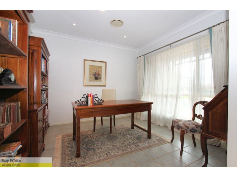 11 Felicia Pl, Eatons Hill QLD 4037