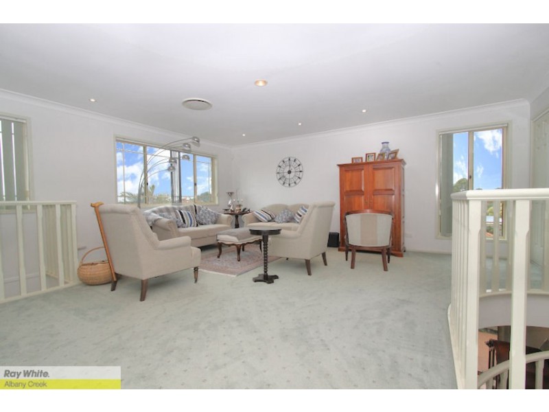 11 Felicia Pl, Eatons Hill QLD 4037