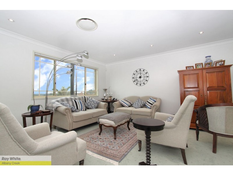 11 Felicia Pl, Eatons Hill QLD 4037