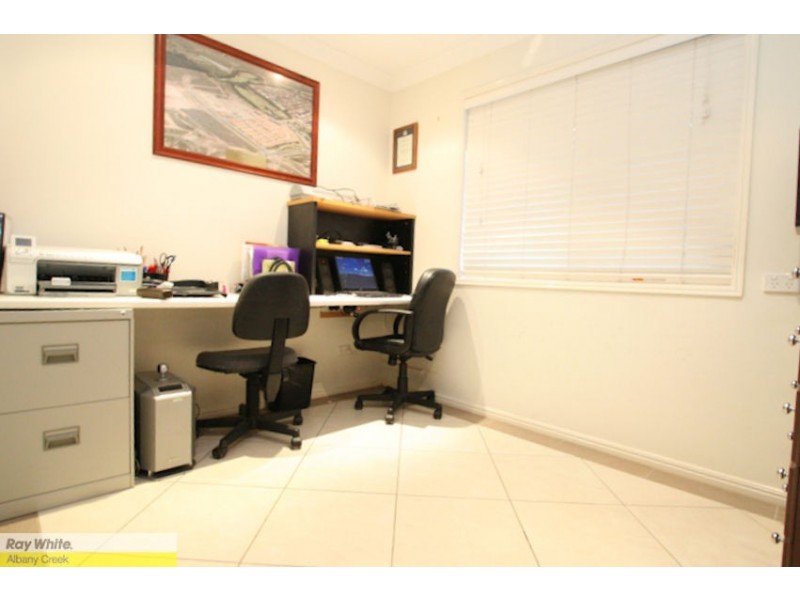 7 Pascali Cr, Eatons Hill QLD 4037