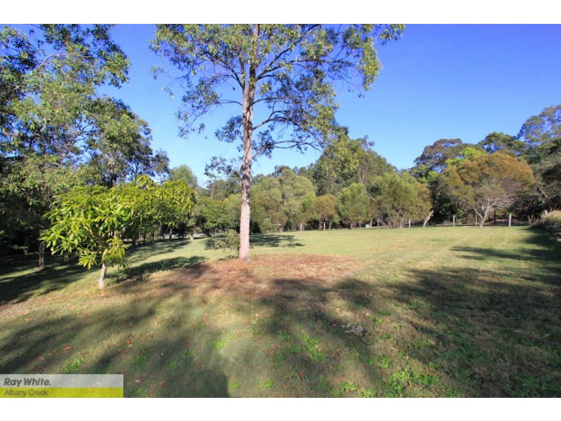 207 Lilley Road, Cashmere QLD 4500