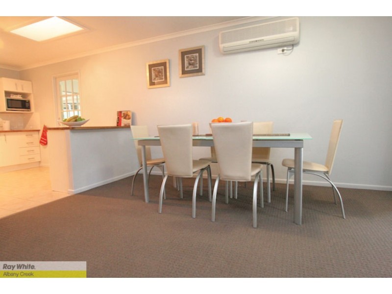 34 Windemere Rd, Albany Creek QLD 4035