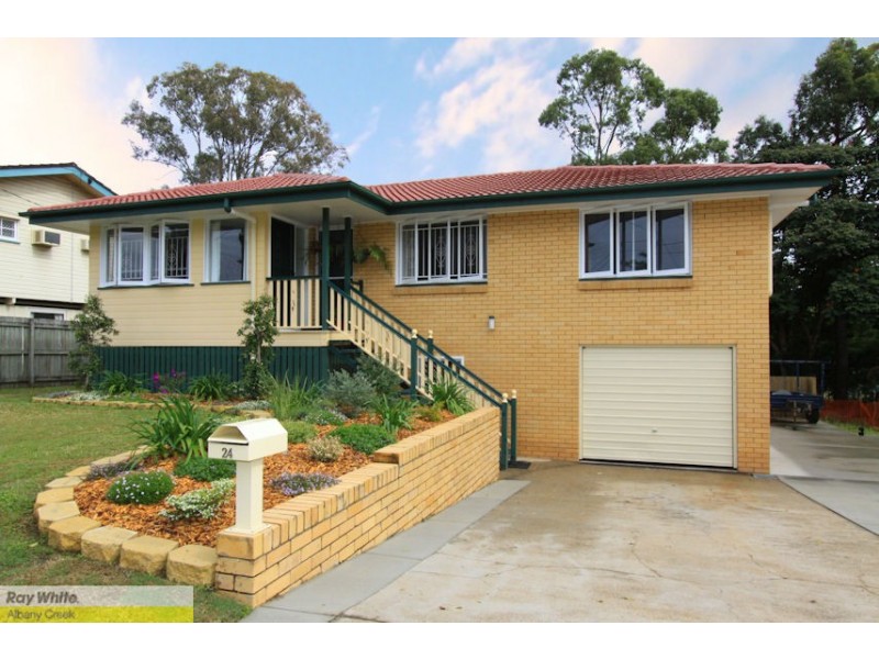 24 Irruka Cres, Ferny Hills QLD 4055