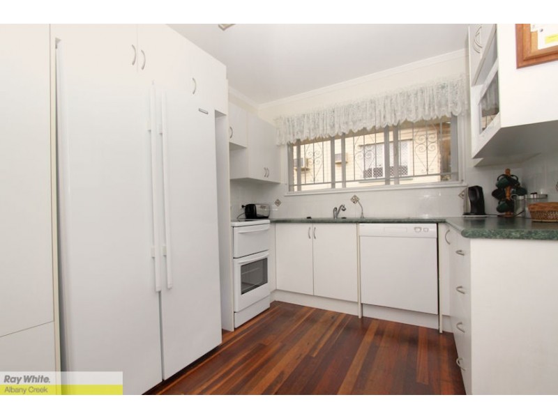 24 Irruka Cres, Ferny Hills QLD 4055